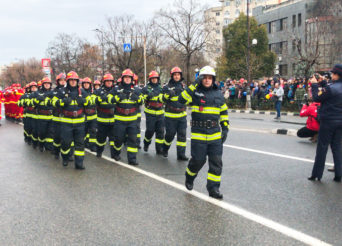 Parada Militara organizata cu ocazia Zilei Nationale a Romaniei